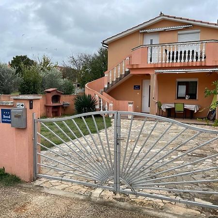 Apartmán Waimarie Fažana Exteriér fotografie